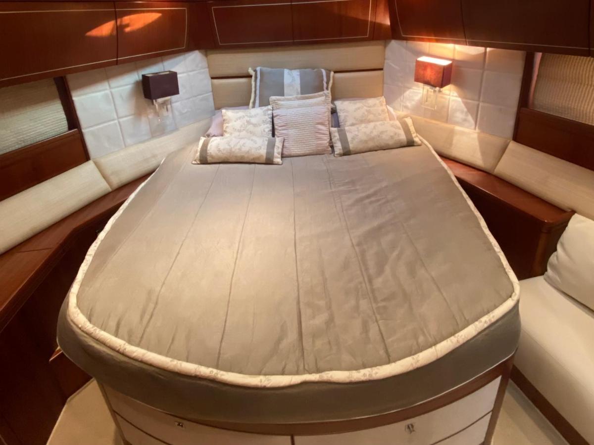 Готель Yacht In Barcelona Сан-Адріа-де-Бесос Екстер'єр фото